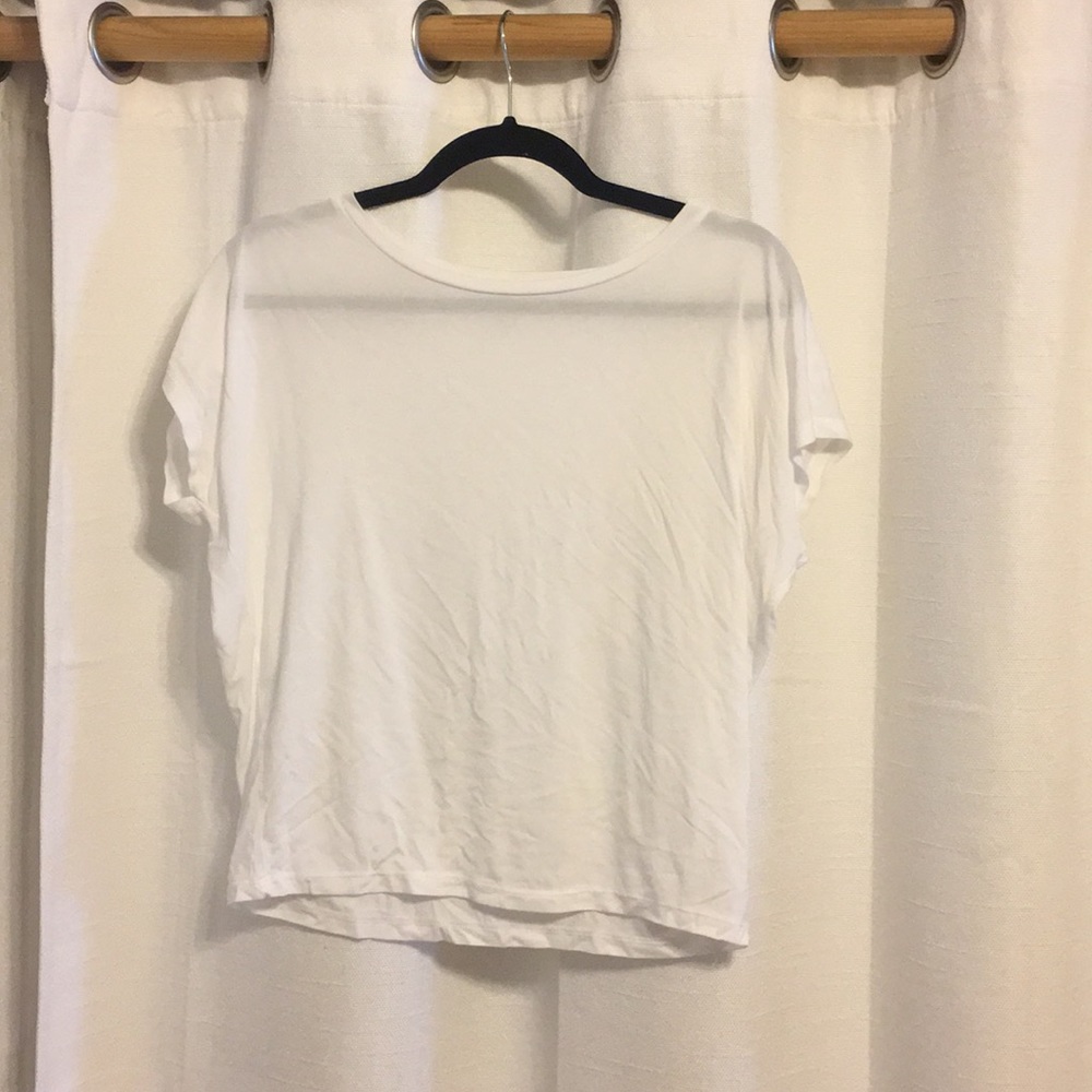 UNIQLO White Shrug T-shirt